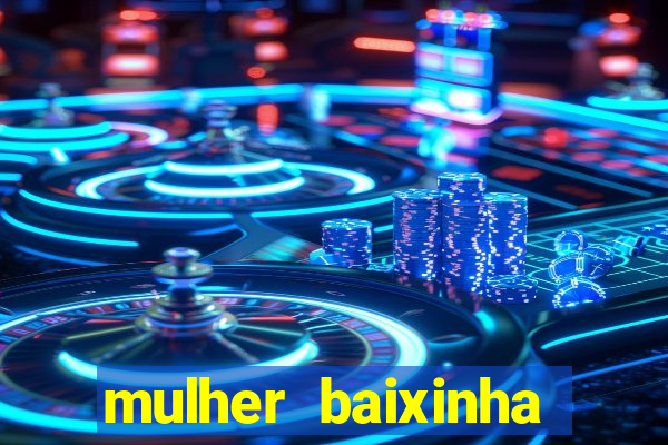 mulher baixinha transando com homens altos