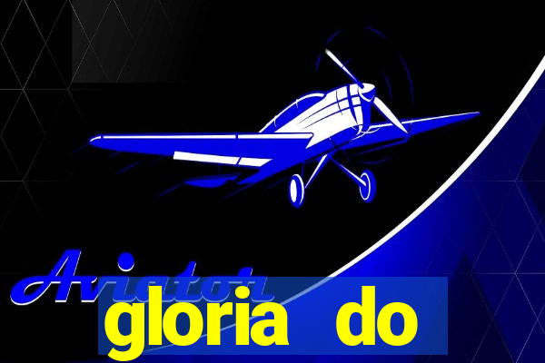 gloria do madagascar deitada