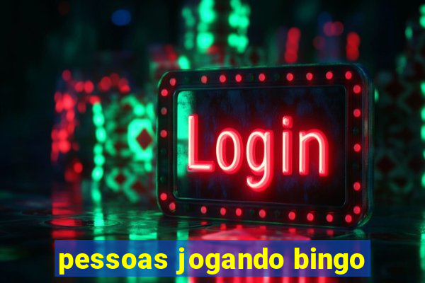 pessoas jogando bingo