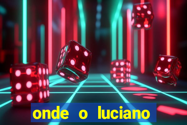 onde o luciano huck mora