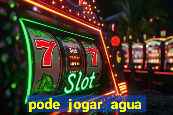 pode jogar agua quente na privada