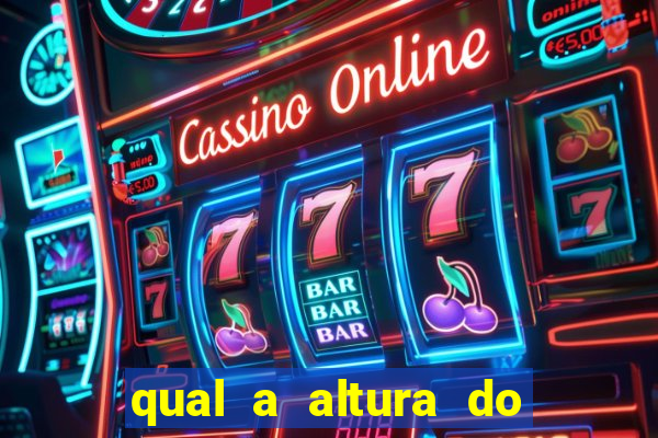 qual a altura do silvio santos