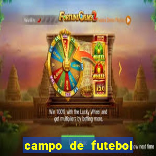 campo de futebol de barro